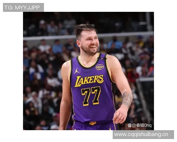 超级对决东契奇火力全开强势对抗巅峰之战成为全场焦点 超级对决东契奇火力全开强势对抗巅峰之战成为全场焦点